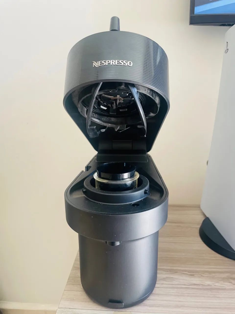 Cafeteira Nespresso Vertuo Pop - Foto 2