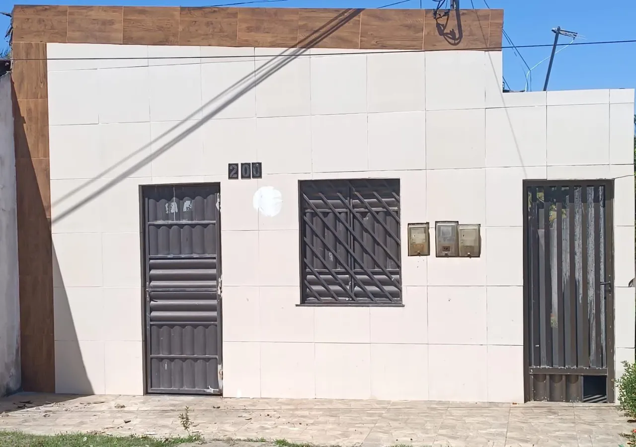 Casa na taiçoca de fora