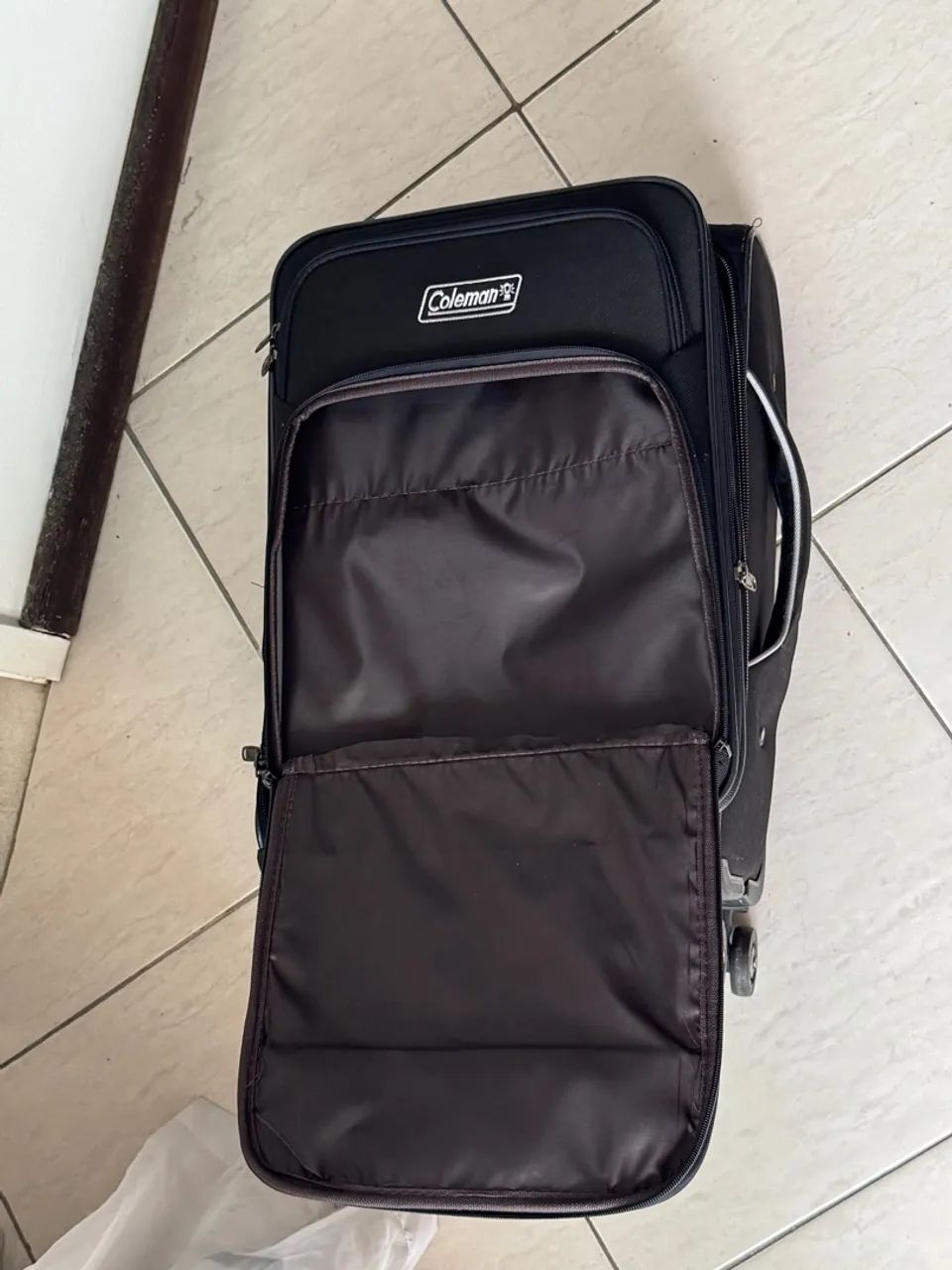 Mala de Viagem Coleman - Preta - P - Foto 3