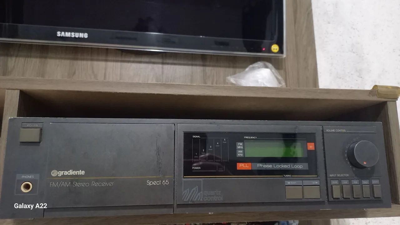 Receiver Gradiente Spect 65 FM/AM Stereo