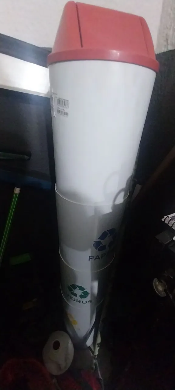 Lixeira para reciclagem