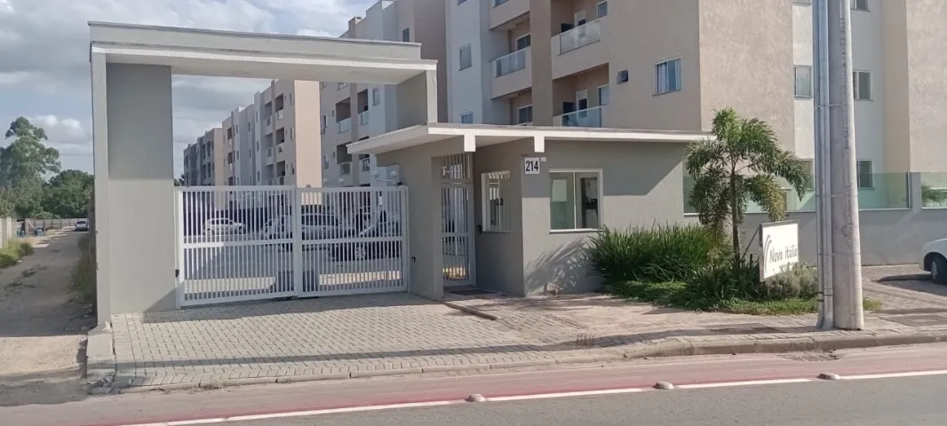 Alugo apartamento em tijucas