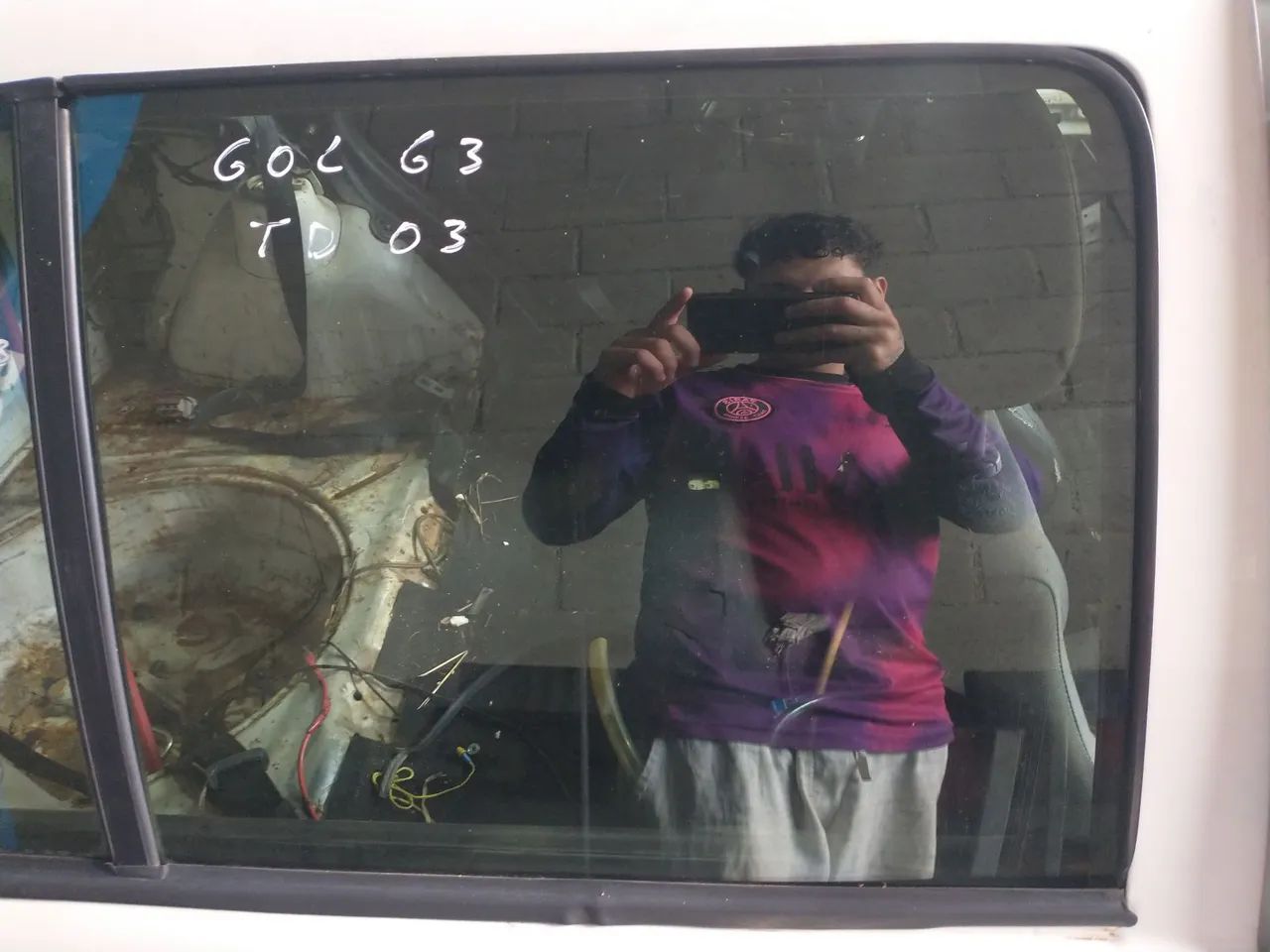 Vidro traseiro direito VW gol G3 4p - Foto 5