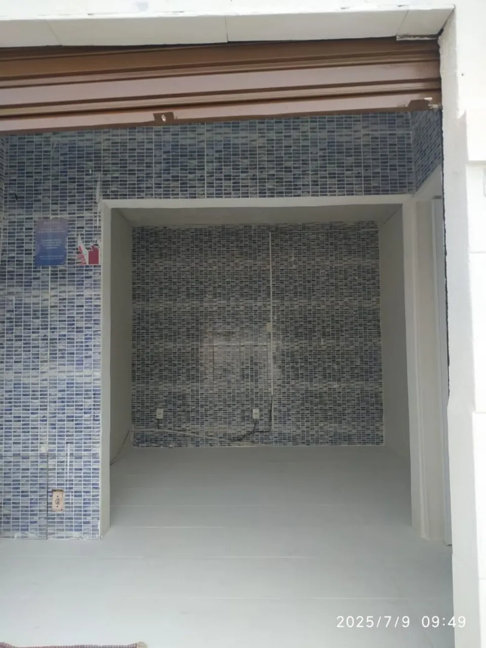 Alugo ponto comercial, gruta de Lourdes, rua Francisco leão por trás da loja doce menina