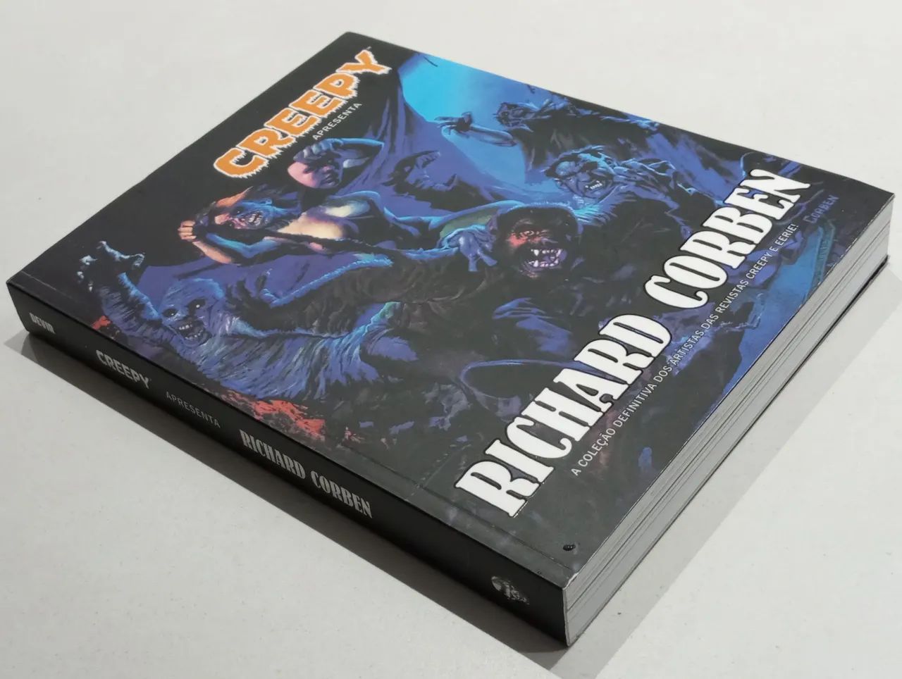 Creepy - capa comum  - Foto 2