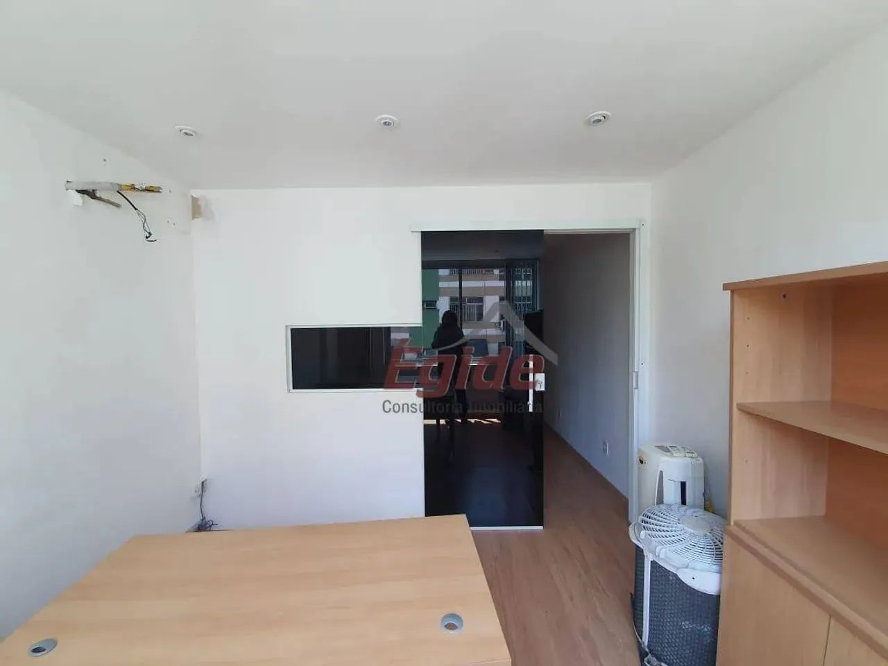 Excelente Sala Comercial na Gavião Peixoto em Icaraí - Foto 4