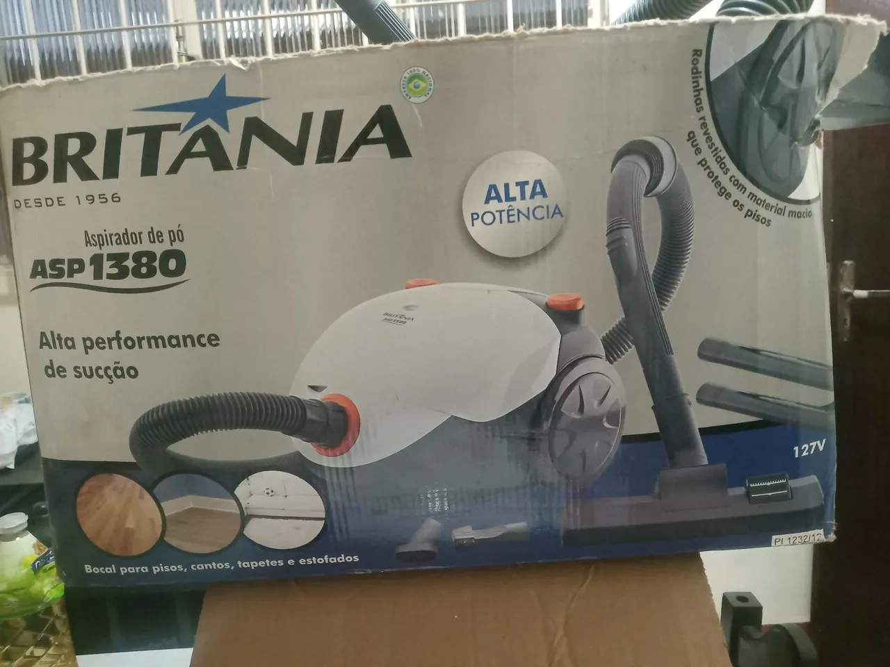 Aspirador de Pó Britânia ASP1380 Alta Potência