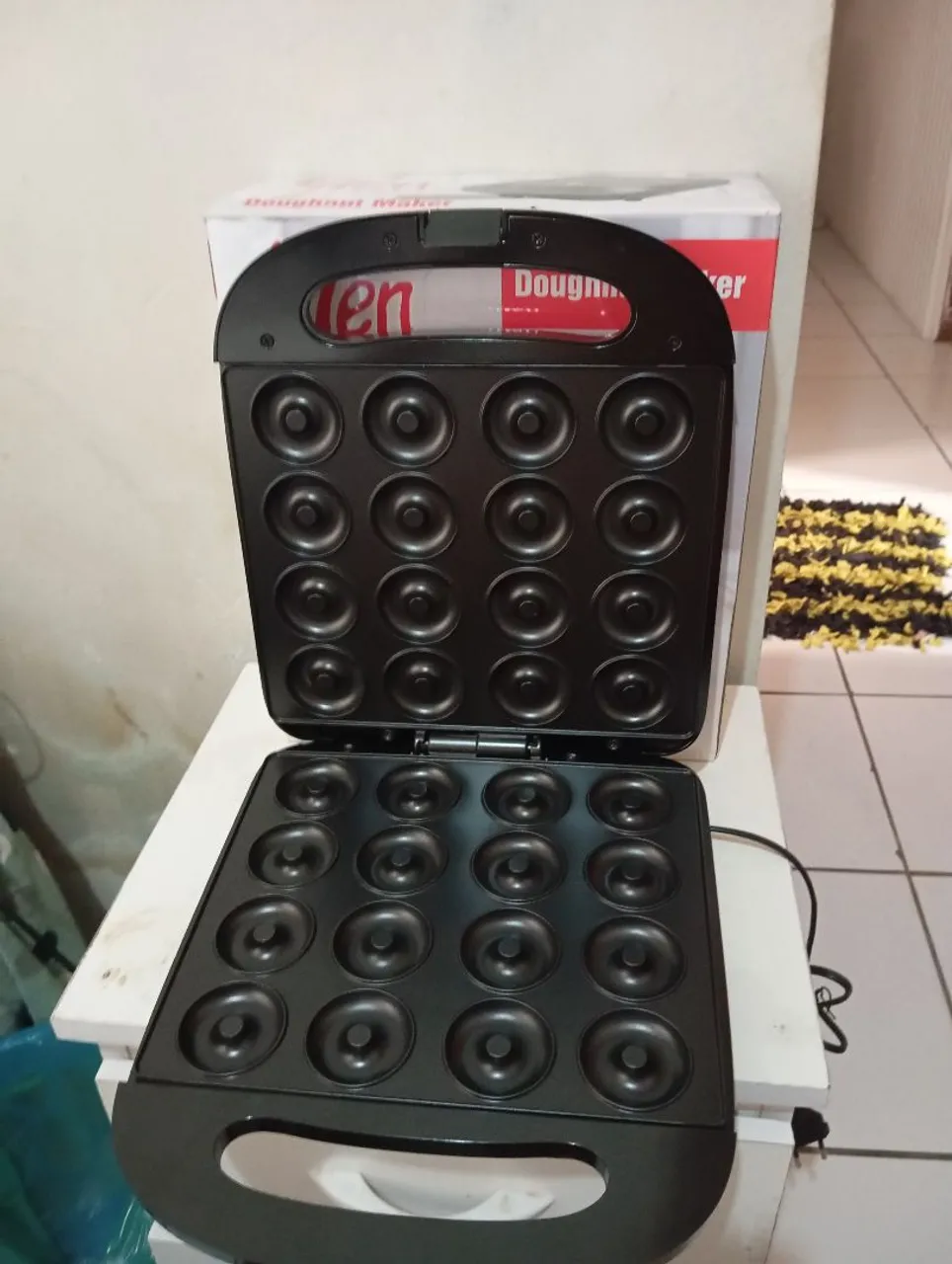 Máquina De Donuts Rosquinhas 16 Furos Rosquinha Confeitaria Culinária -220v