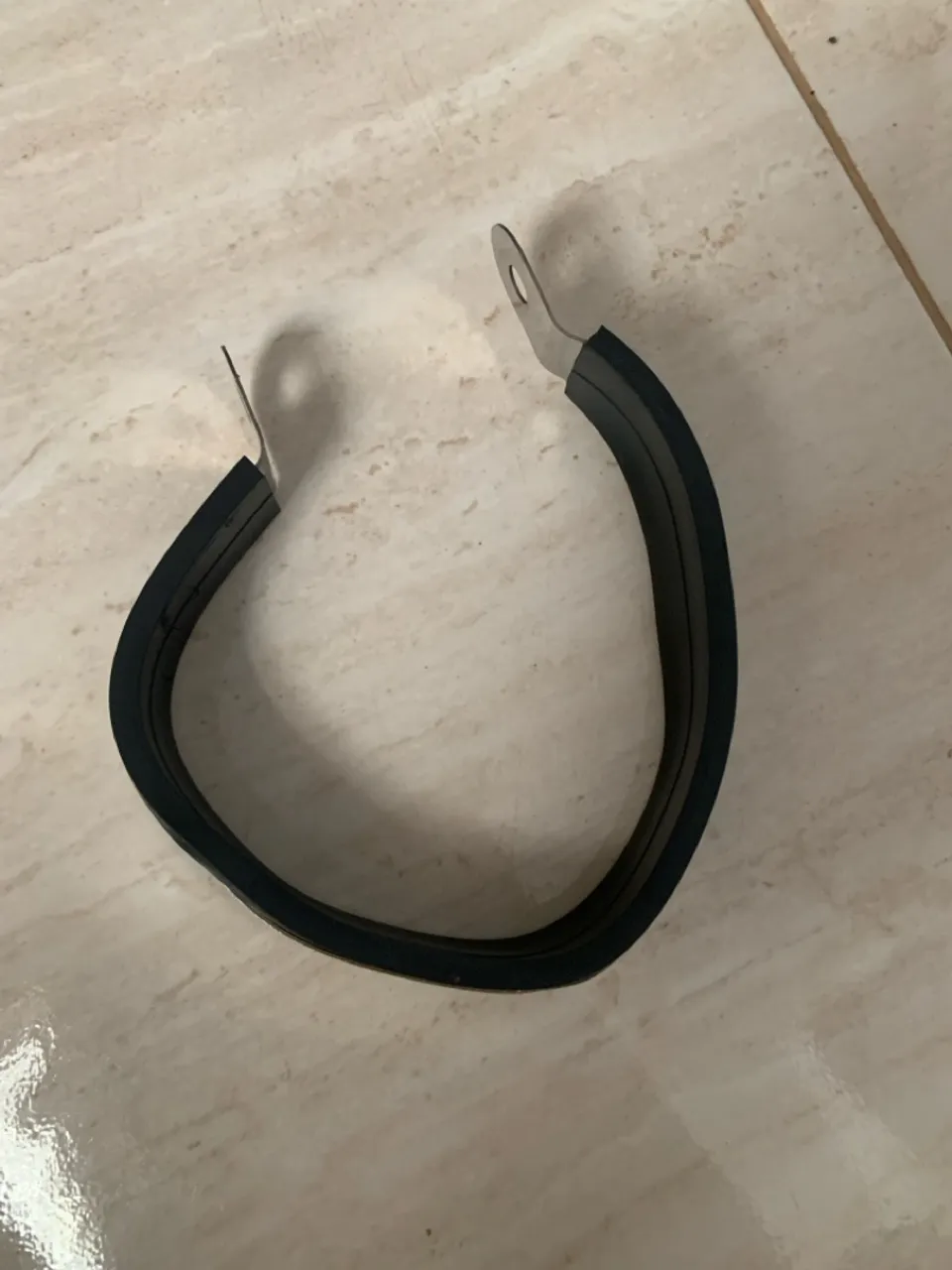 Abraçadeira de escapamento DORE