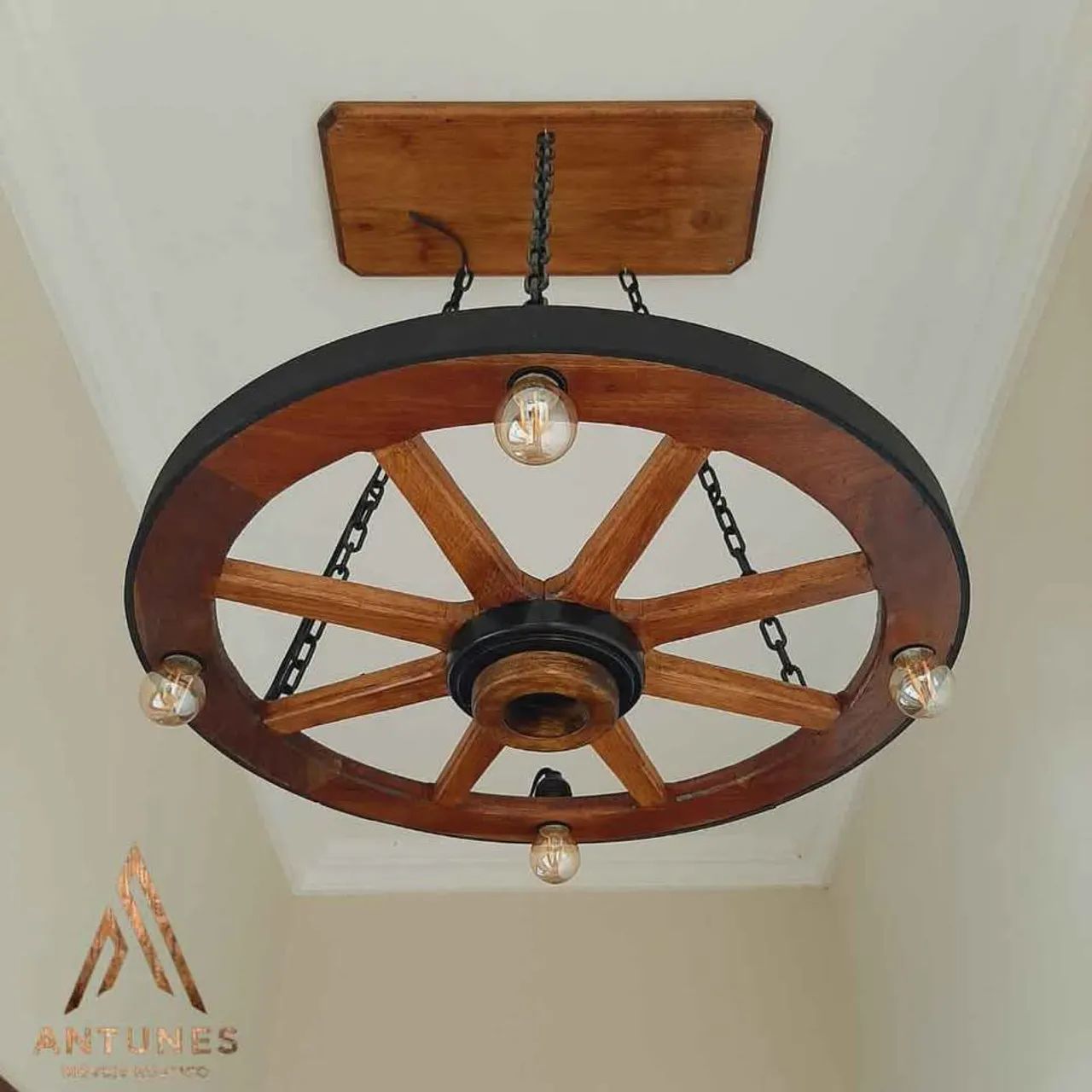 Lustre Retrô Roda De Carroça Rústico 60cm Diâmetro P/4 (Lâmpadas Luminária Rústica) - Foto 5