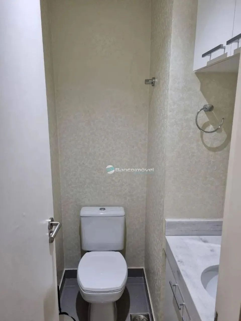 Conjunto de Salas/Comercial, bem localizada, perto de tudo. Edifício com portaria 24 hs, e - Foto 10