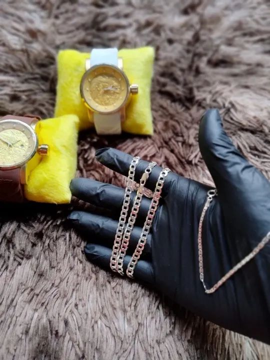 Relógios Femininos Dourados com Pulseiras de Presente - Foto 2