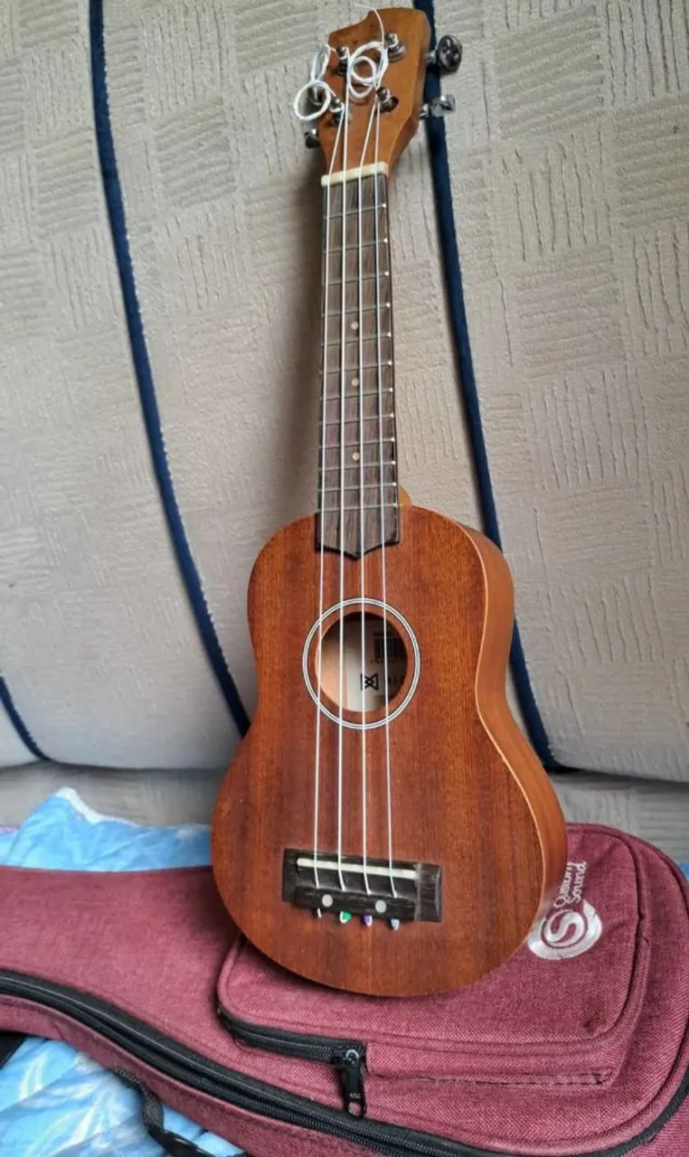 Ukulele Michael Soprano (com capa)