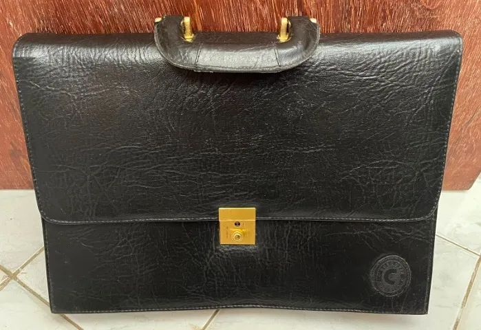 Elegante pasta executiva em couro TEX  - pouquíssimo utilizada