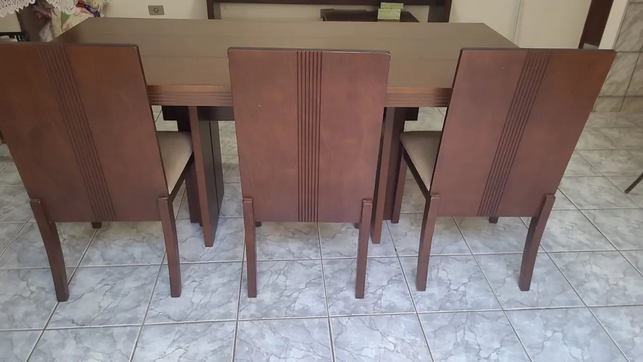 Mesa com 6 cadeiras  - Foto 2