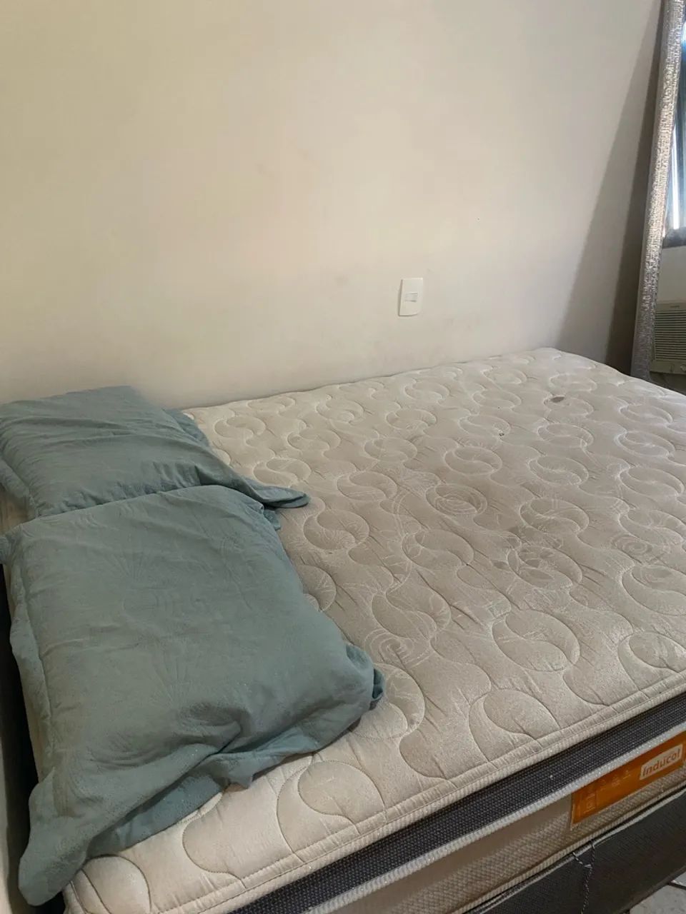 Cama casal quenn