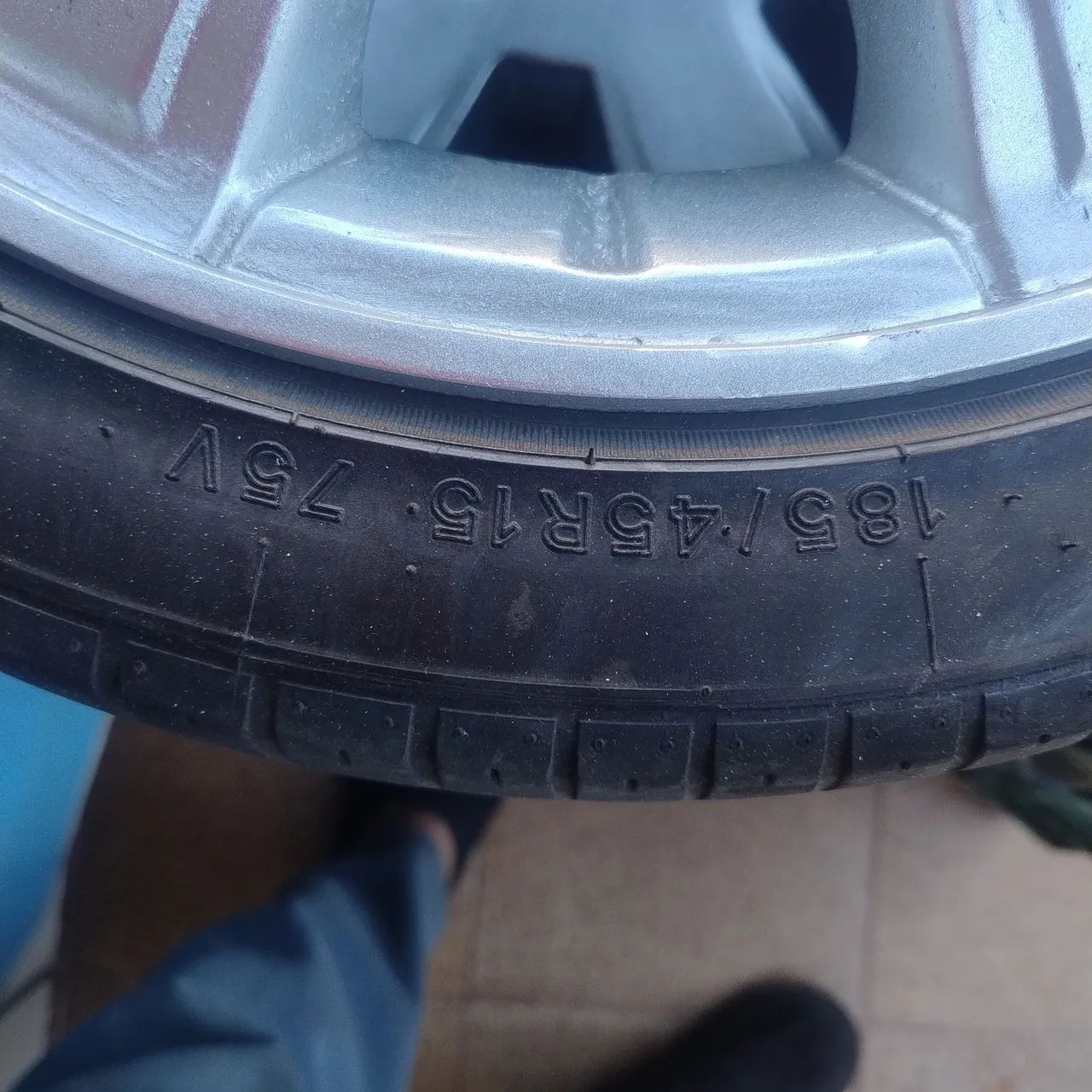 Rodas aro 15 com pneu - Foto 3