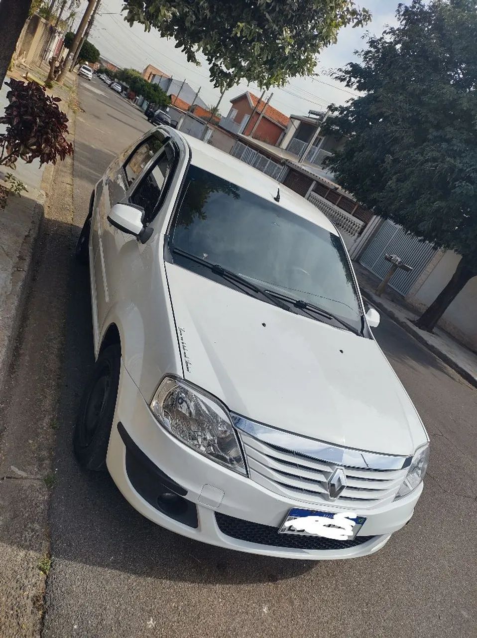 Renault Logan Expression Hi-flex 1.6 8V 4P 2011 - Foto 4
