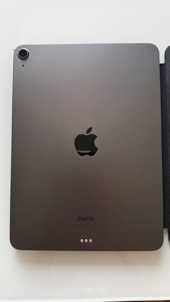 iPad Air 5, modelo A2588, Wi-Fi, 64 GB, com chip Apple M1