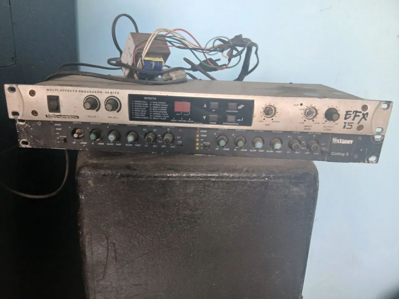 Câmara de Efeitos e Compressor de Voz