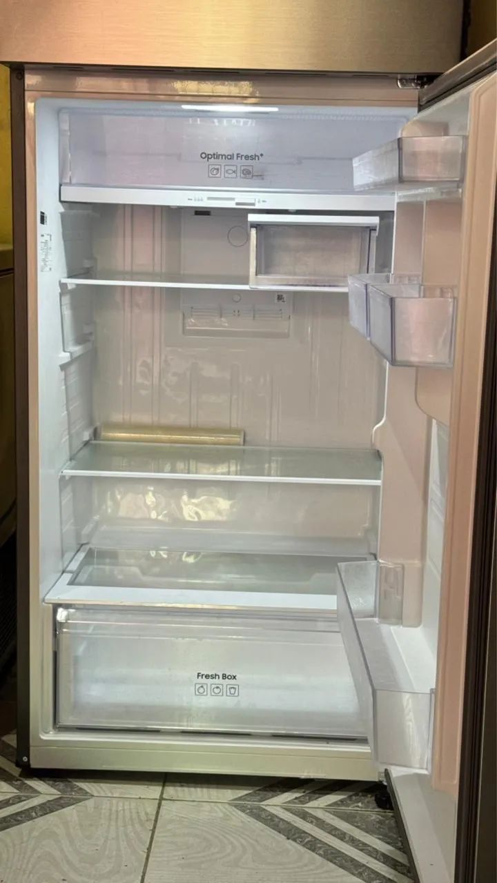 Geladeira Samsung RT42- 411 Litros- bivolt