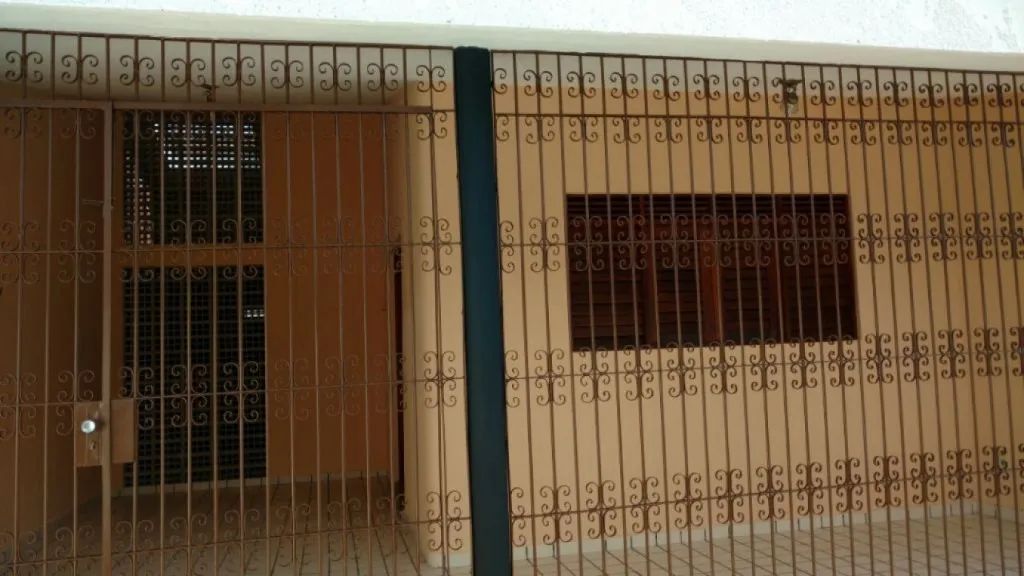 VENDE CASA JARDIM LUNA - Foto 4