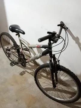 Bicicleta infantil Aro 26 - Foto 2