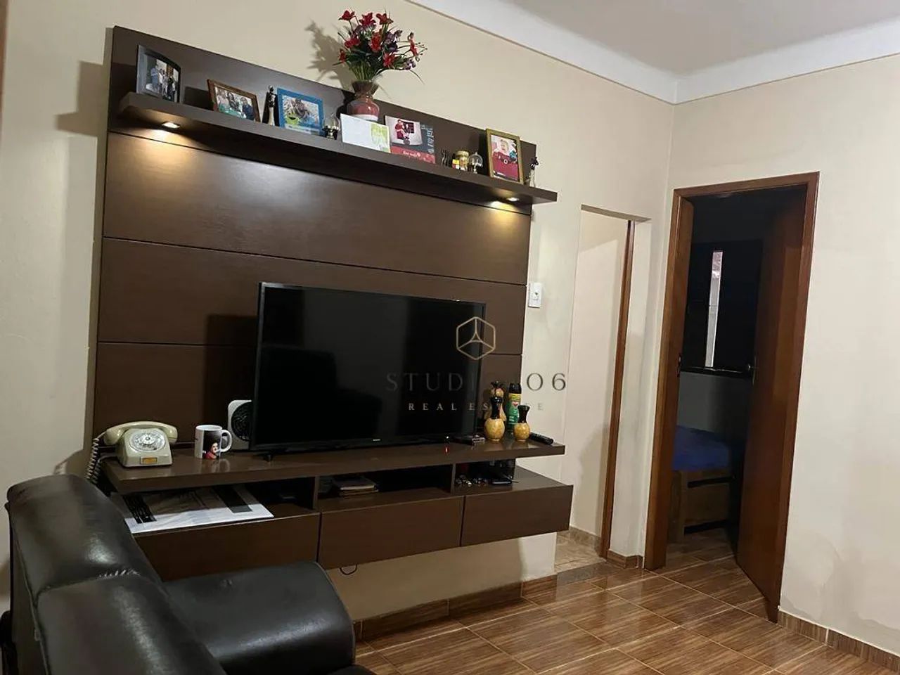 Casa ampla com garagem no Centro de São Gonçalo  2 Quartos e Anexo - Foto 4
