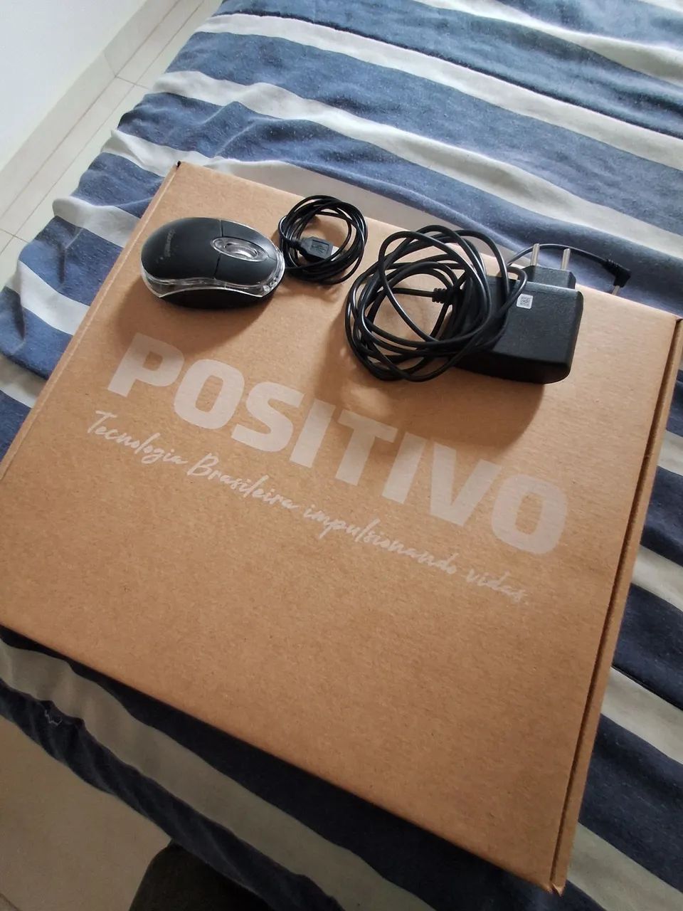 Notebook positivo 