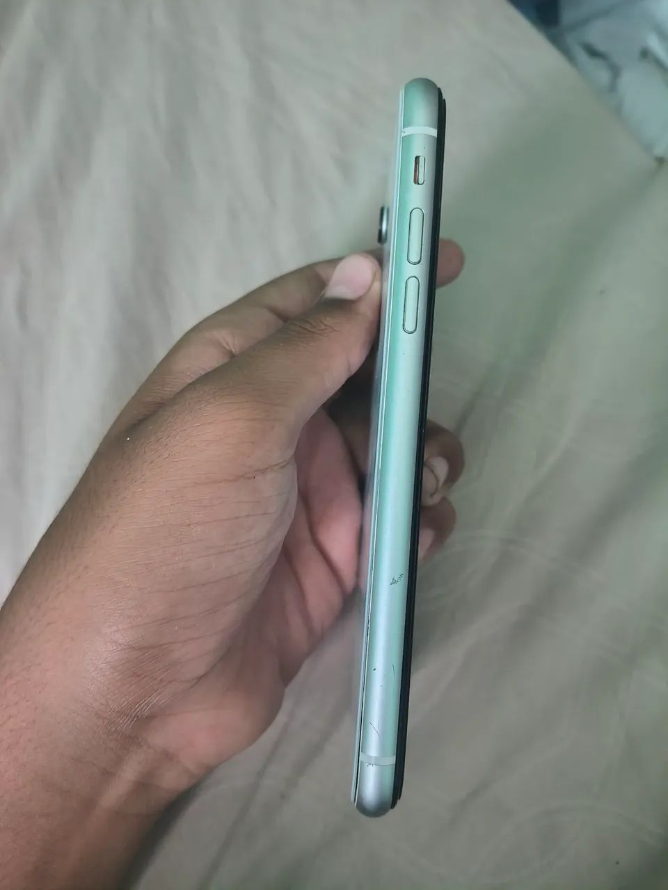 Vendo iPhone XR troco em console tbm  - Foto 2