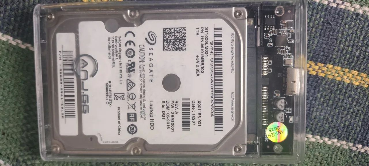 HD SEAGATE 1TB (Terabyte)