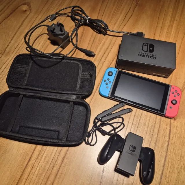 Nintendo Switch V2 - Usado - Foto 2