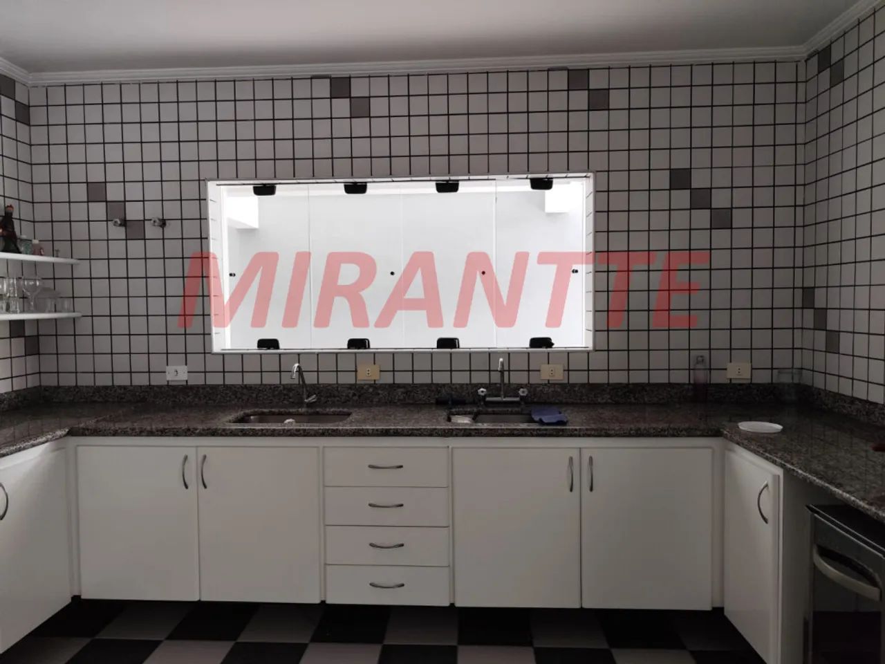 Sobrado de 400m² com 3 quartos em Horto Florestal - Foto 5