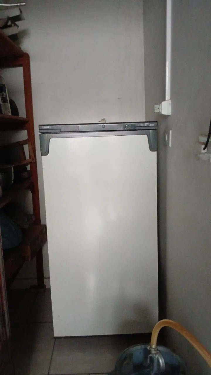 Freezer Vertical Consul 230L 220V - 4 Cestos - Conservado - Foto 2