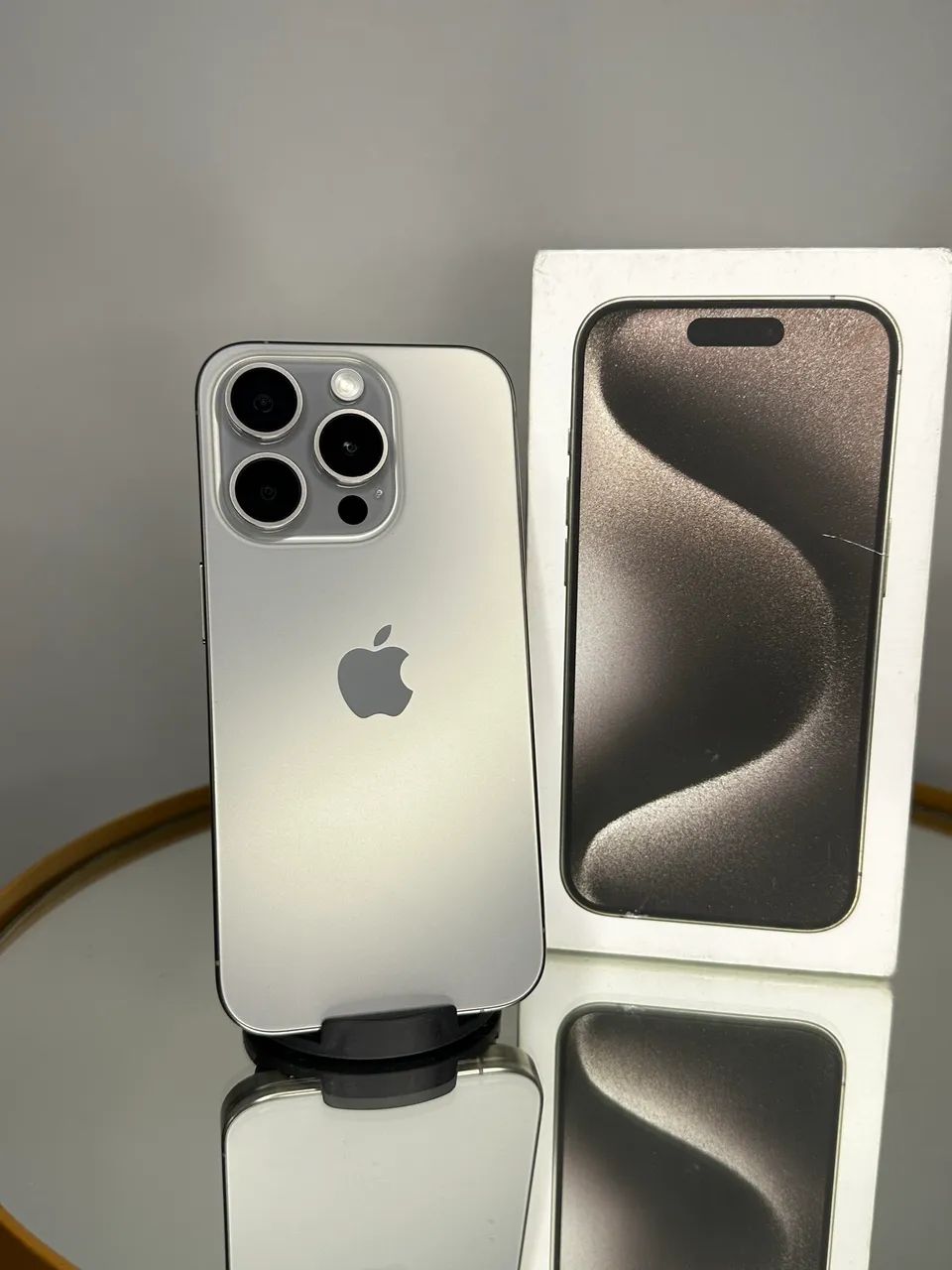 iPhone 15 Pro 128gb Cinza semi novo impecável  - Foto 2