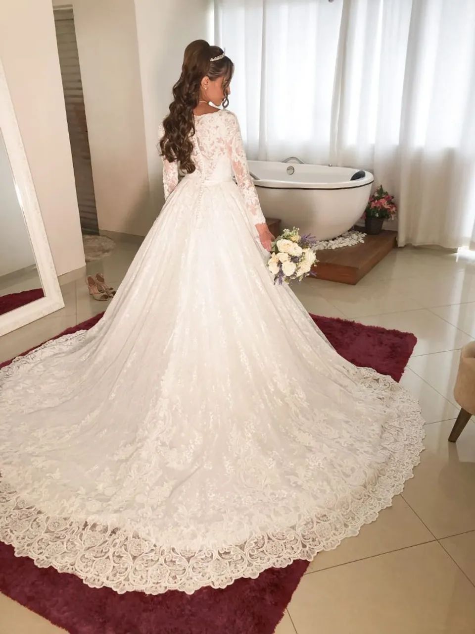 Vestido de Noiva com Véu (Branco) - Foto 2