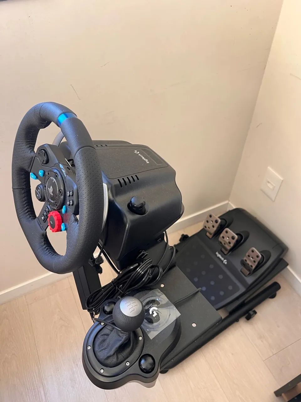 VOLANTE LOGITECH G29 COMPLETO (CÂMBIO MANUAL E SUPORTE) - Foto 2