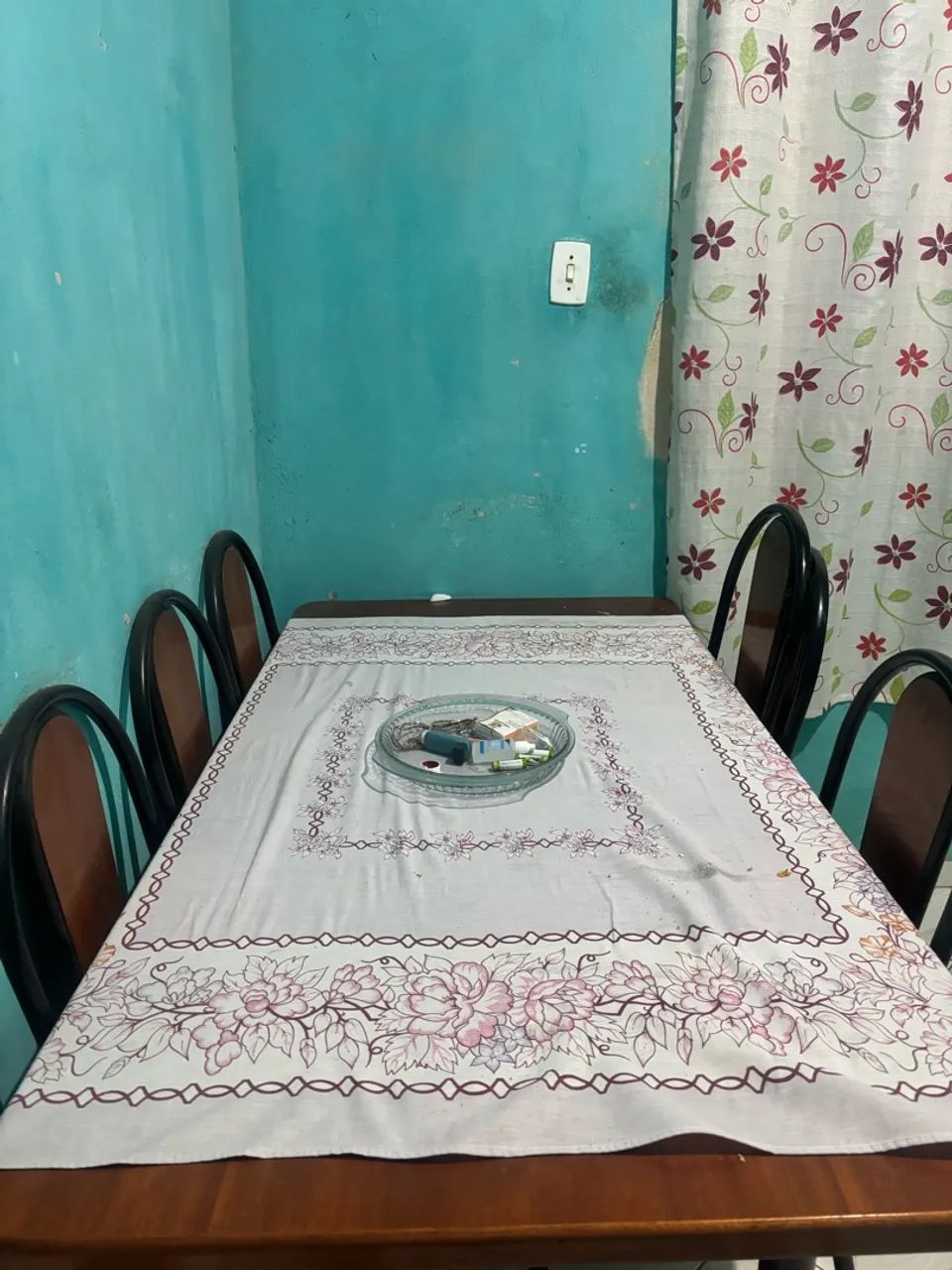 Mesa com cadeira madeira maciça  - Foto 2