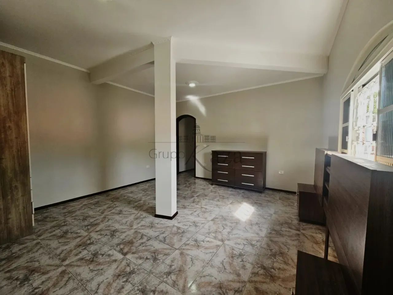 Oportunidade - Casa - Jardim Torrão de Ouro - 3 Dormitórios - 180m². - Foto 9