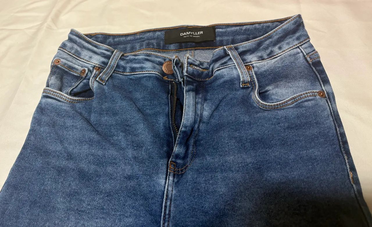 Calça Jeans da marca Damyller Crooped, tamanho 40 semi nova. - Foto 5