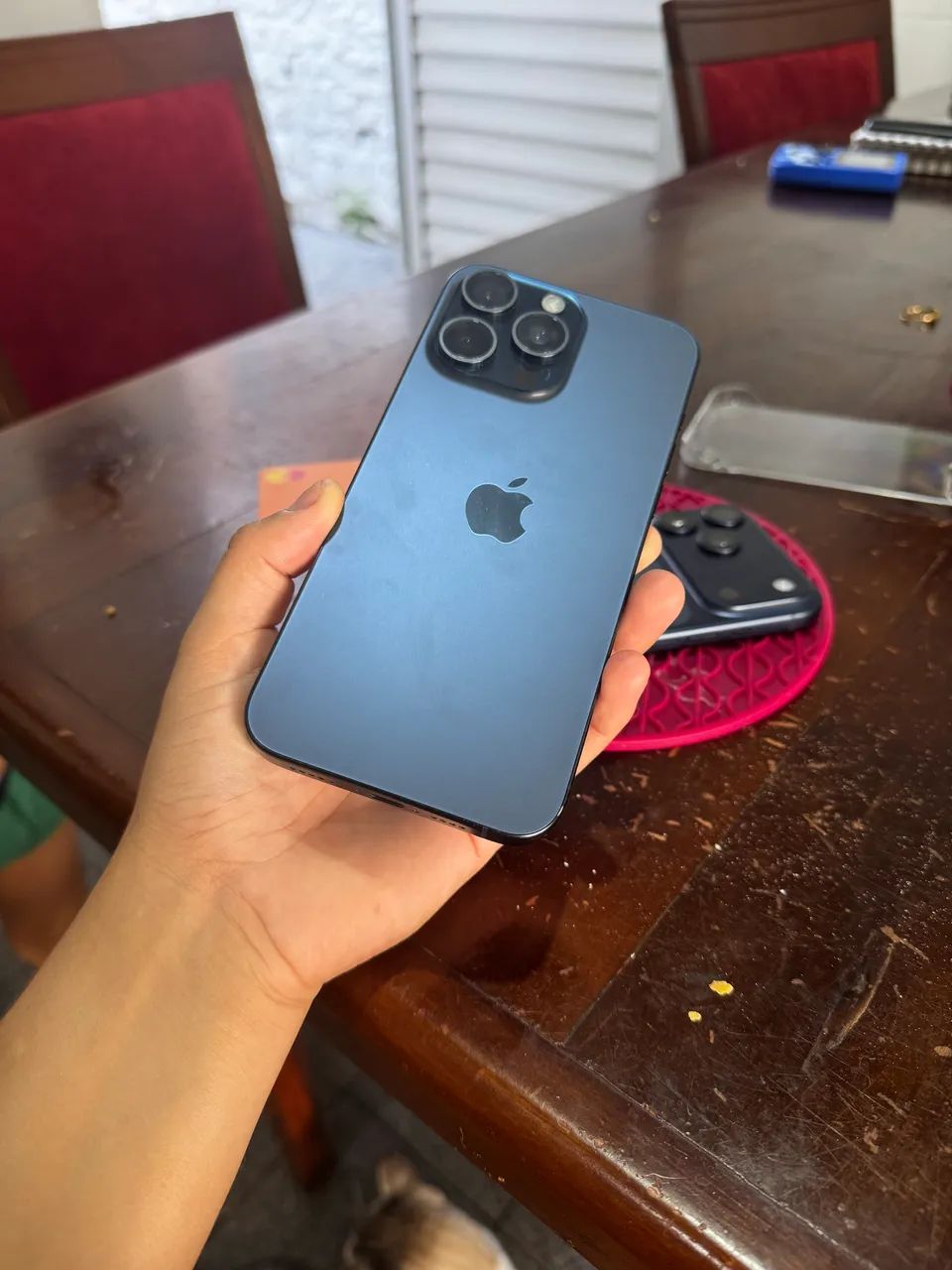 iPhone 15 pro Max - R$4.500,00 - Foto 3