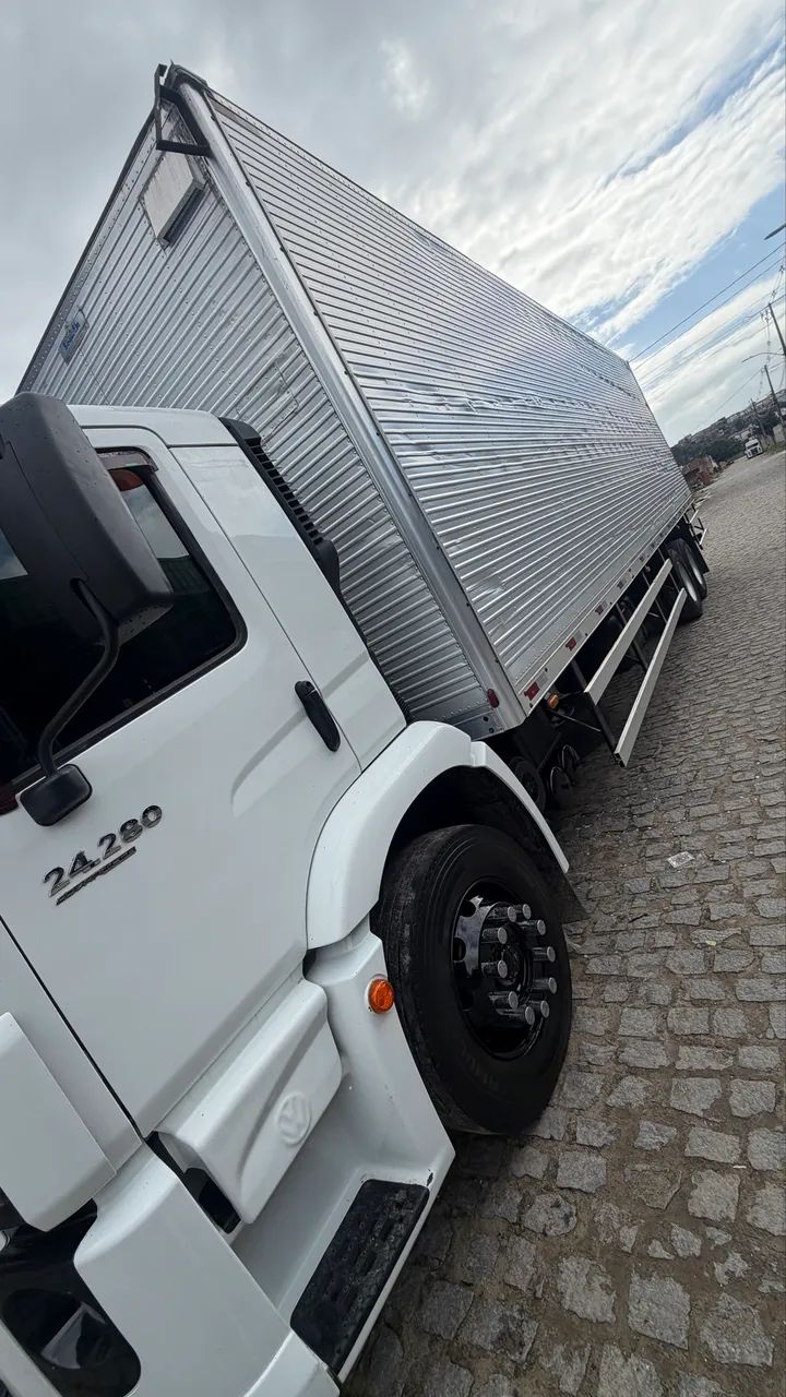 Volkswagen 24280 2013 - Foto 2