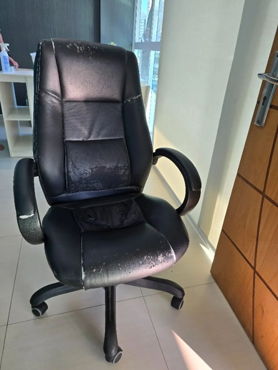 Cadeira de escritorio TokStok 