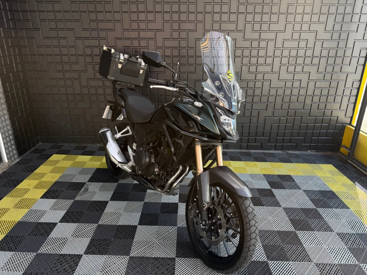 Kawasaki Zx-6r 636cc 2021 - 1504235903 | OLX