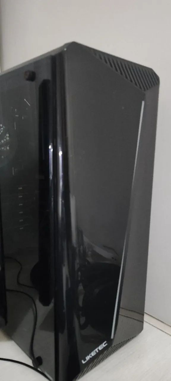 PC Ryzen 3 + 8 gigabyte+ SSD 140 GB