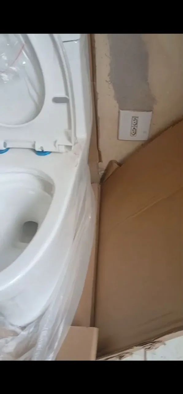 Vaso Sanitário Monobloco Caixa Acoplada - Foto 3