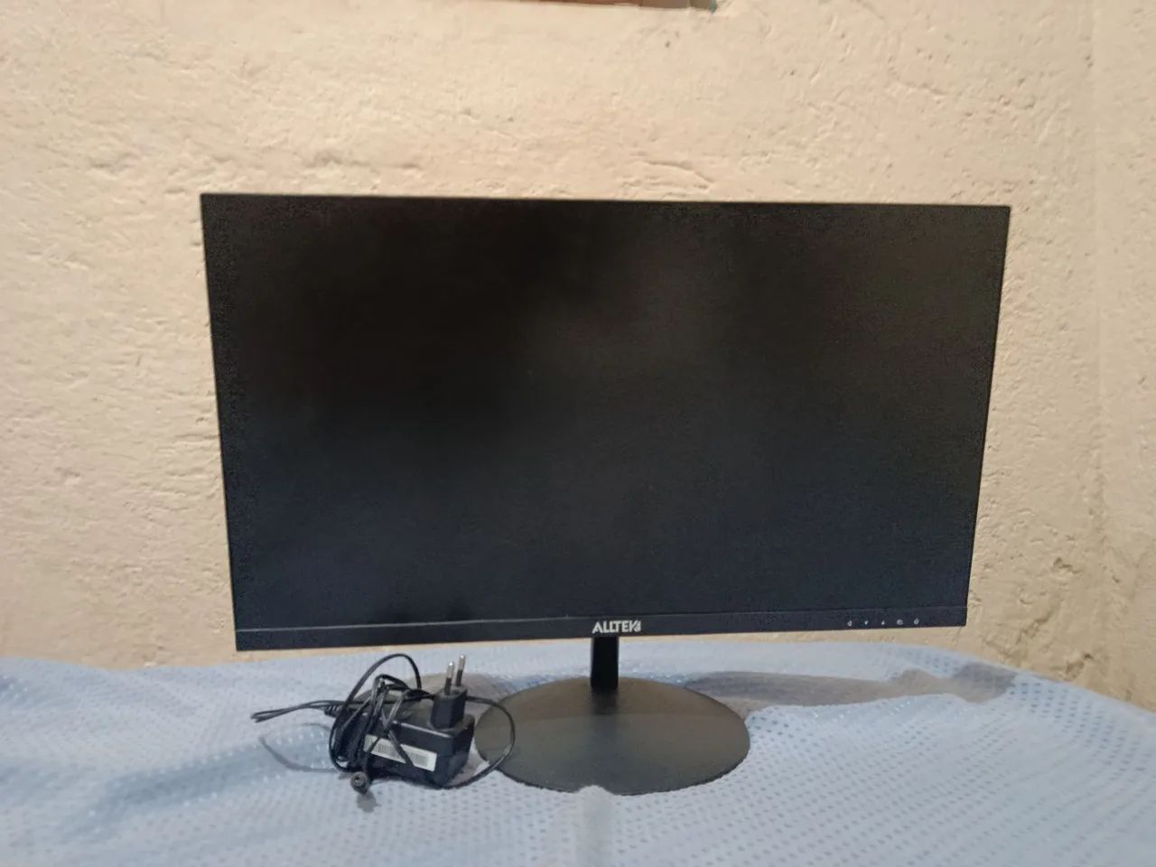 Monitor ALLTEK IN seminovo, perfeito estado - Foto 4