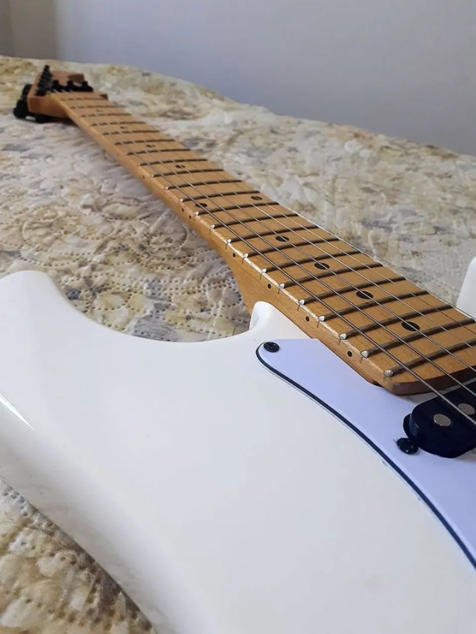 * Guitarra Eagle STM 771 Strato Floyd Rose em Alder - Estuda Troca   - Foto 3