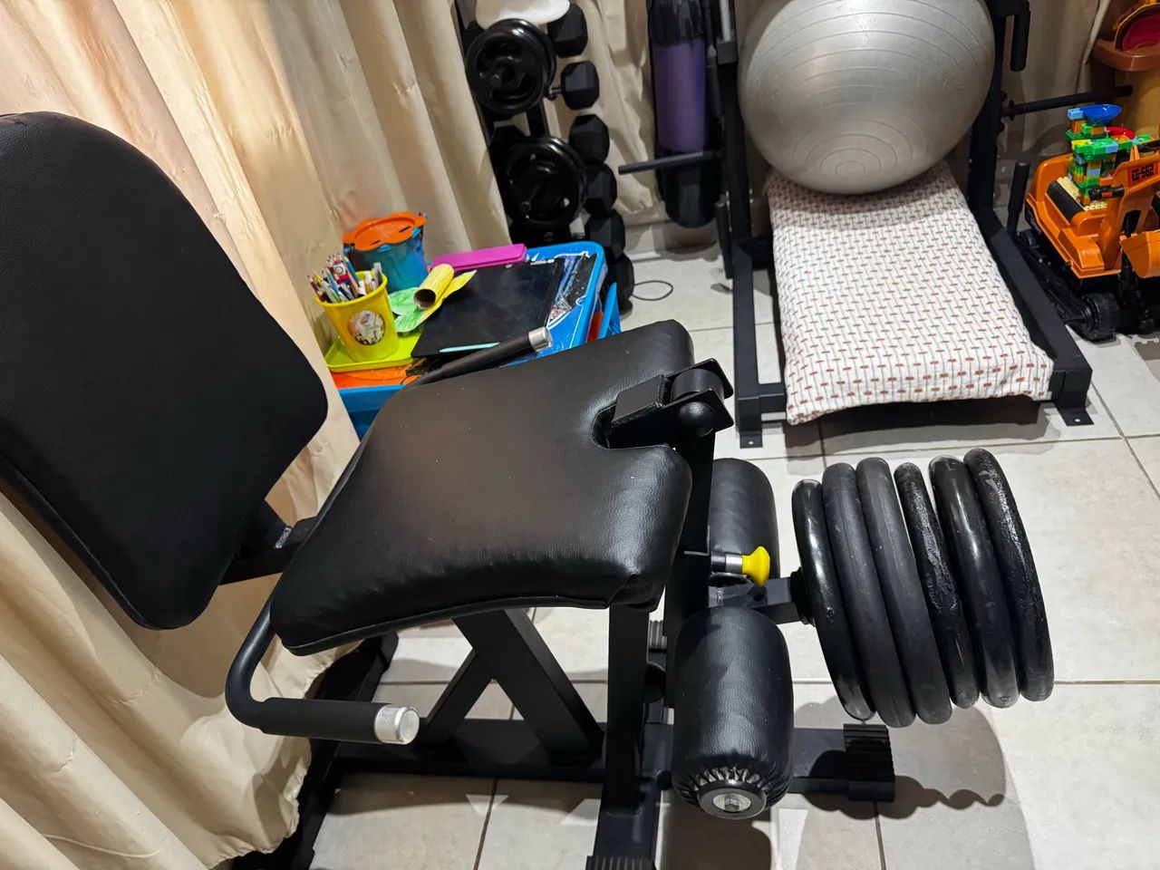 Cadeira extensora anilhada  - Foto 3