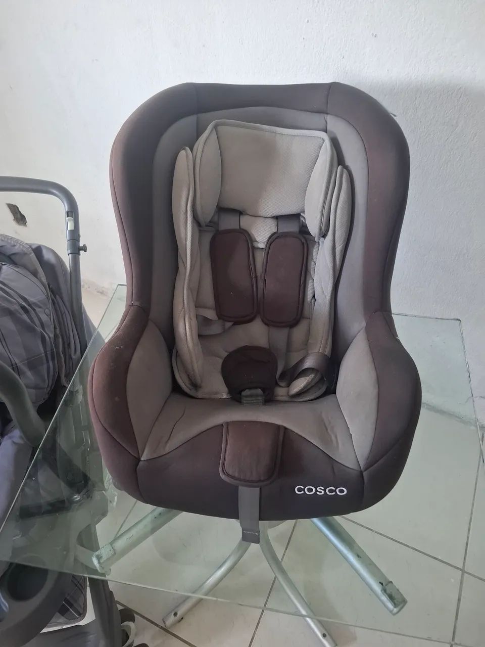 Carrinho de Bebê e Bebê conforto